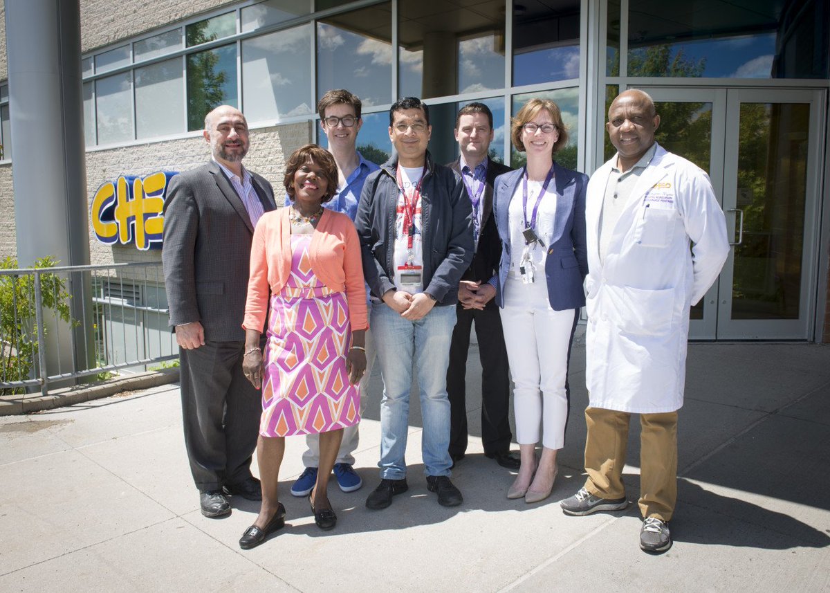 Mayor <a href="/JimWatsonOttawa/">Jim Watson</a> officially declared today as #DoctorsDay in #Ottawa. Across our city and nation, let's celebrate the amazing skills and contribution of these experts who dedicate their own lives to saving the lives of others. We are proud of our #CHEO physicians!