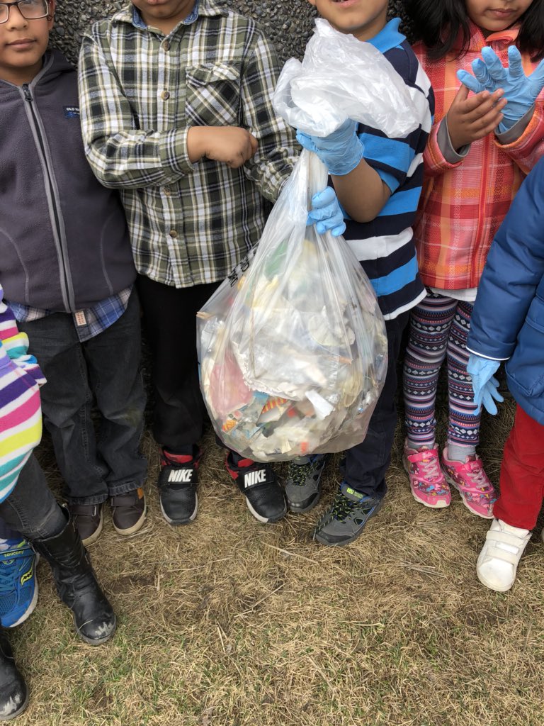 Look at all the garbage we collected! #JGProud #Earthdaycleanup @JamesGrievePS @JEQuigs