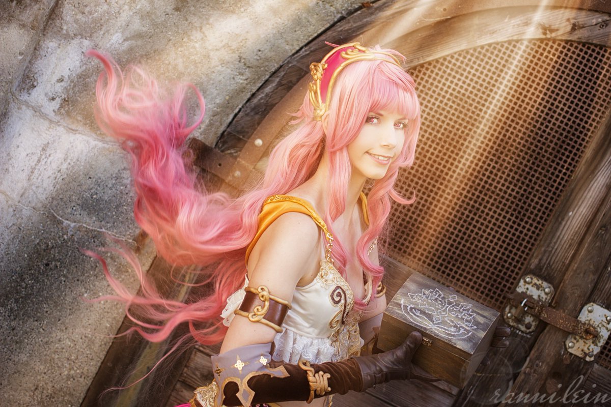 rannilein's tweet photo. 2 neue Fotos von der Animuc x3
Cosplayer: @Mietzewhite
📷 and edit: me
#Animuc #LoveLive #ChainsChronicle #Cosplay #Nympha https://t.co/kOVxGDe0ej
