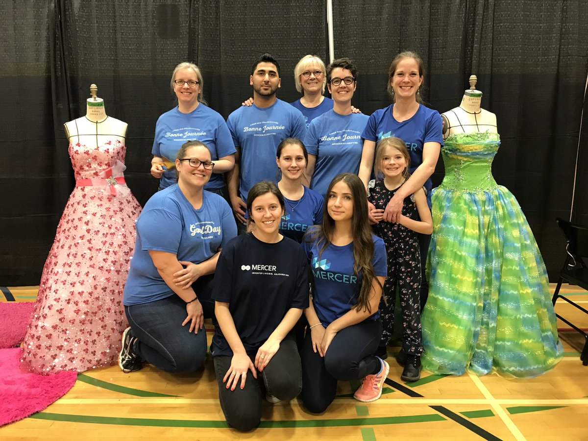12Bou12's tweet photo. This will be an amazing prom for those 370 young girls. Les Fées Marraines, what a wonderful group!  @FeesMarraines @MercerCanada #MercerCares https://t.co/9xgTIiGkjp