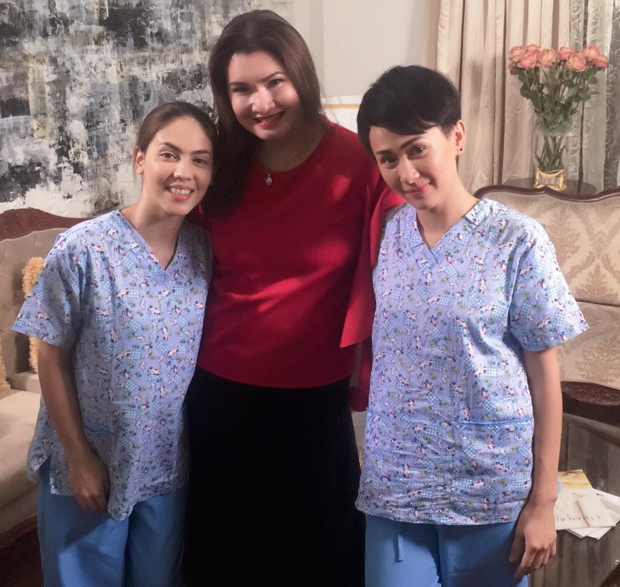rochbarrameda21's tweet photo. #DearUgeTaping🎬❤️🎥
@gmanetwork ❤️❤️❤️ @chariz_solomon @VanessDelmoral https://t.co/Wq8CBICnJI