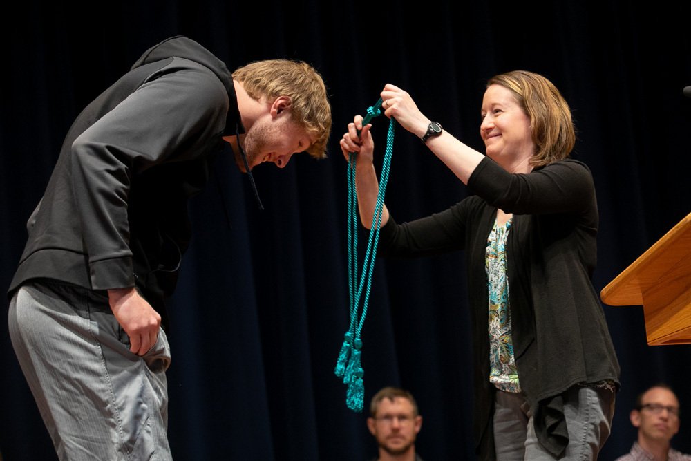 EMU_News's tweet image. 130 students honored in spring recognition chapel for leadership, academic, and community contributions  goo.gl/VH94Bh #EMUview