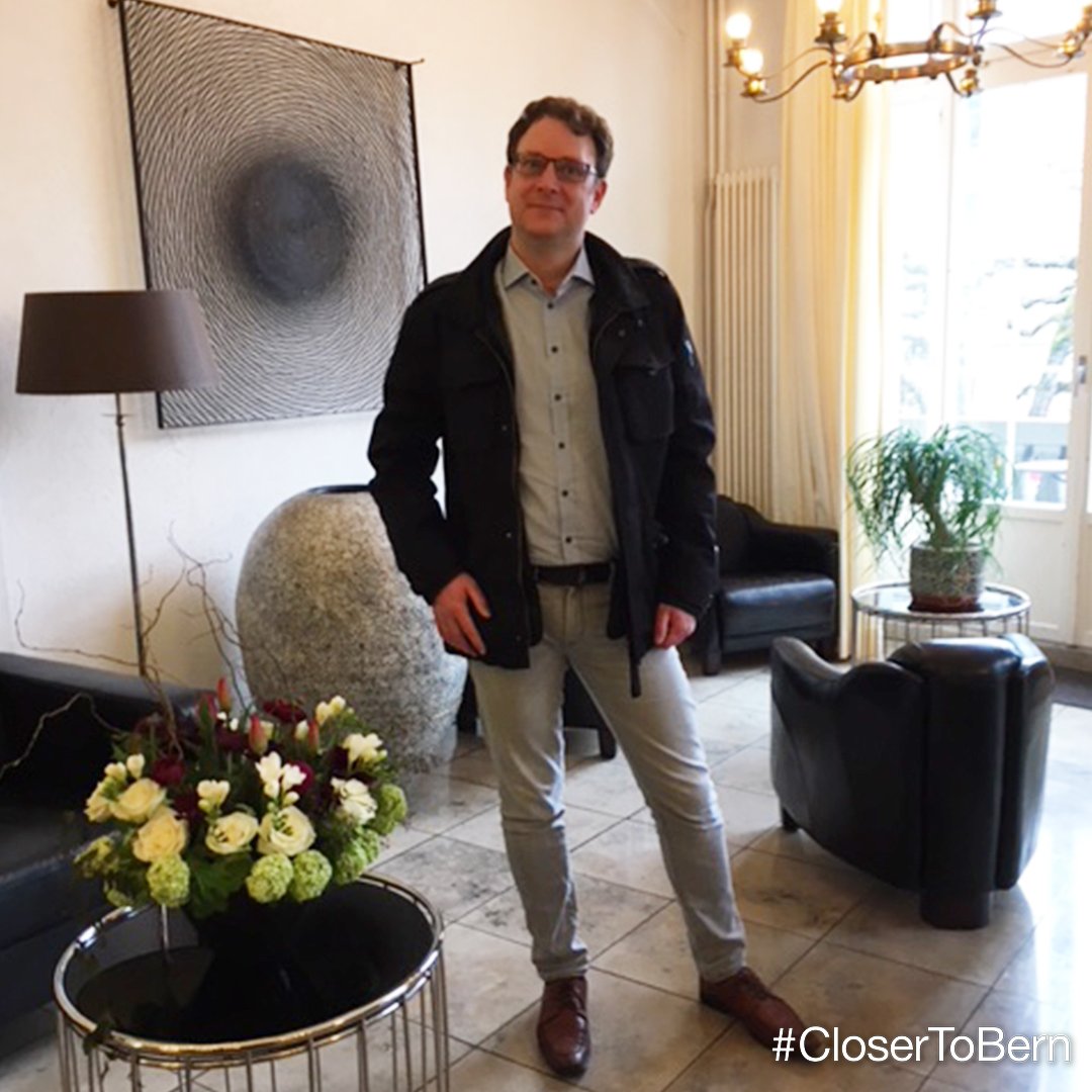 🎉 Hurra🙏 🎉 Florian Prange wurde im Rahmen der #CloserToBern-Kampagne vom Hotel National Bern erkoren und darf sich über eine Gratisnacht freuen. ✅📞🌐📧👥 Direkt buchen und jubeln: closertobern.ch | #BERNHotels #Hotel #Direktbuchen #Jubeln