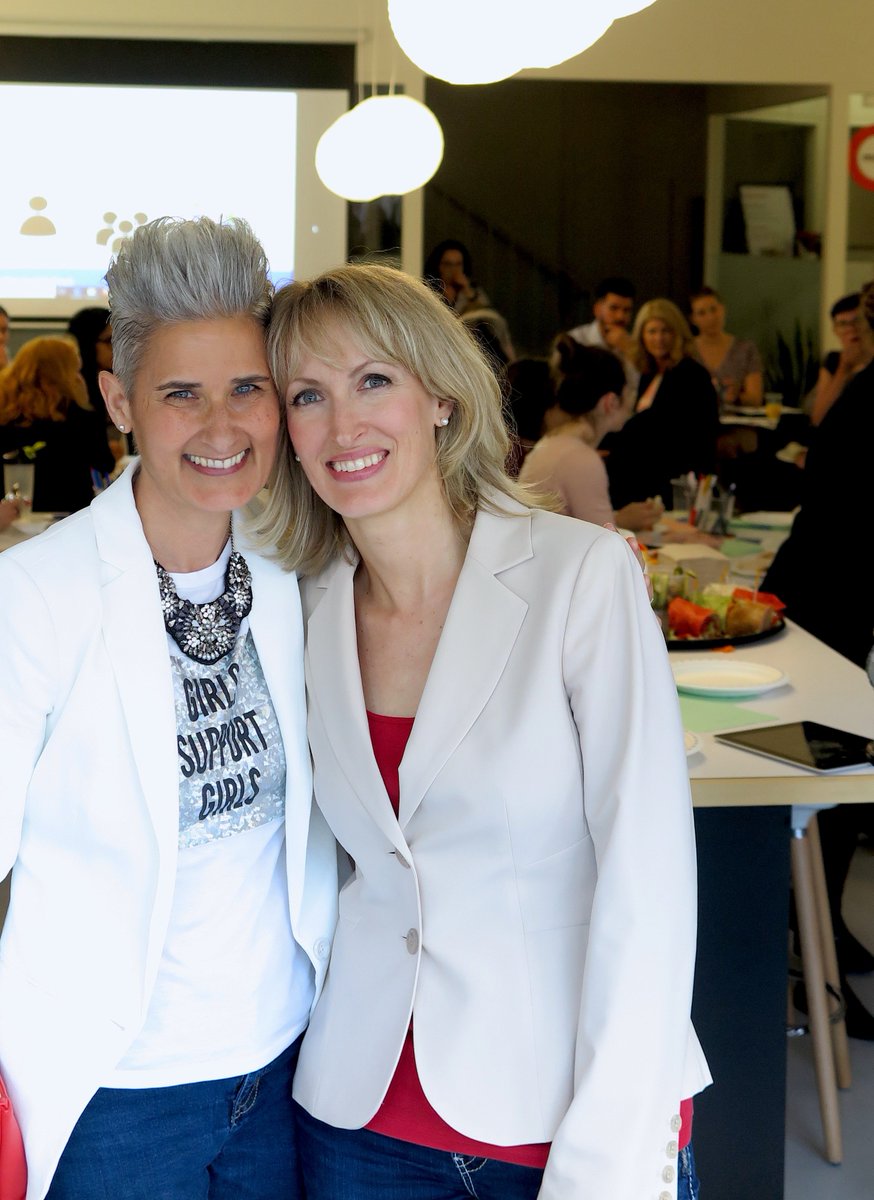 PurposeFive's tweet image. We are grateful to @WiTWorld_ for bringing #DrivingWinTech to #Victoria #YYJ! ✨ Also, BIG THANKS to the panelists + sponsors: @ParisGaudet @billy_the_punk @erinathene @uvic @TEPDiscovery @lighthouse_labs @learningcodeyyj @KwenchCoworking ✨ Great event last night!