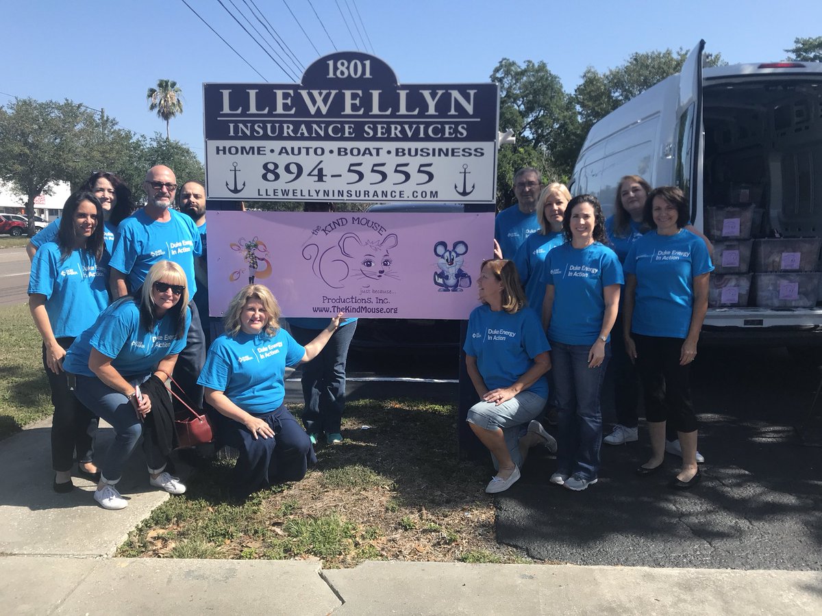 puttermomma's tweet photo. 31in31 @DukeEnergy FL volunteers...today at @TheKindMouse! #kindmouse #wearede #AlwaysBeAKindMouse https://t.co/6jWEL4dMUO