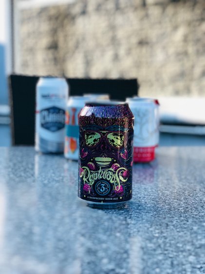 Dantannas's tweet photo. Quench your thirst this #TapdownTuesday with any of our ½ priced local beers like a Rapturous from @ThreeTaverns. #DrinkDantannas #DrinkLocal #Brewsday #ThreeTaverns https://t.co/X6bVkZCyJL