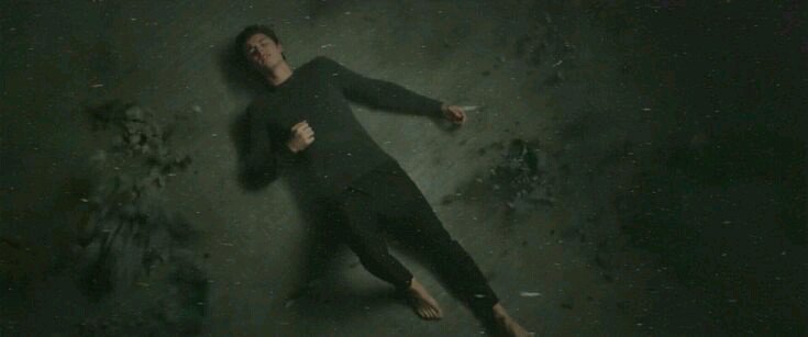 KingaMate1's tweet photo. Help me, it's like the walls are caving in https://t.co/0dNIOidR0H