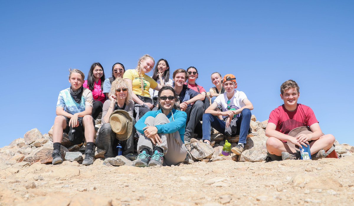 PVSFirebirds's tweet photo. Over the weekend, our Upper School Photography Class & Outdoor Club students joined together on a camping excursion to @JoshuaTreeNPS! They camped out under the stars, hiked up #RyanMountain, bouldered, & shot night photography! #TheGreatOutdoors #CoachellaValley #WeAreFirebirds https://t.co/eBhbx5959D