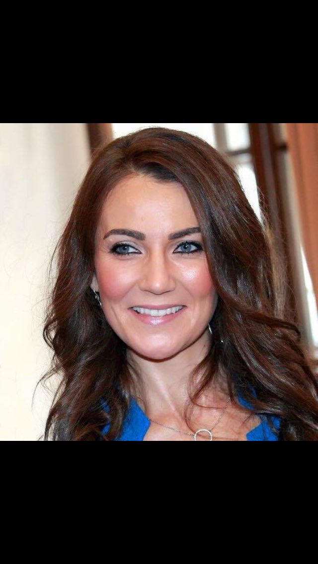 Joined tonight by <a href="/HeidiAgan/">Kate Lookalike</a> tune in 6pm -8pm 🎧 uk.radioking.com/radio/beat-rou… <a href="/BeatRouteRadio/">Beat Route Radio</a>