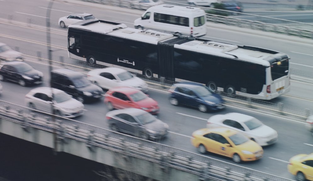 huwise_global's tweet photo. The partnership between #Citilog traffic solution and @opendatasoft offers cities access to efficient tools to optimize traffic light operations and reduce waiting time at intersections. Discover how to build your data product with OpenDataSoft 👉 https://t.co/29ht780j0b https://t.co/JVlNYuski0