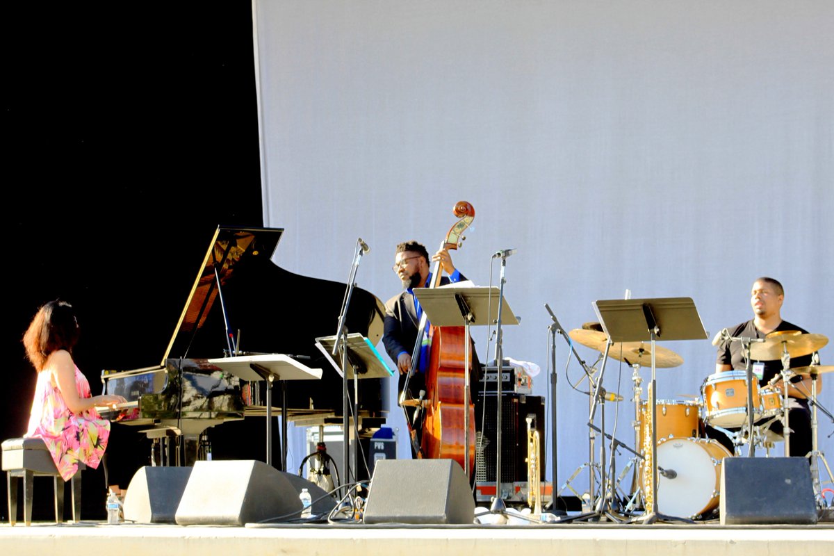 smoothjazzmag's tweet photo. #bjf32  Amina Figarova Sextet CSUBakersfield Jazz Festival 32nd Annual https://t.co/hP9h0Fq5ls