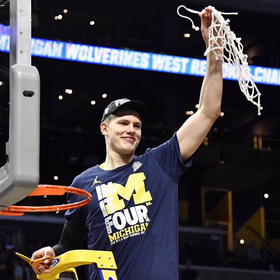 umichbball's tweet photo. It's 🏆 Tuesday!

Thanks @moritz_weasley for helping us add a few more to our showcases!

#GoBlue 〽️🏀 https://t.co/9p40eZY6Mr