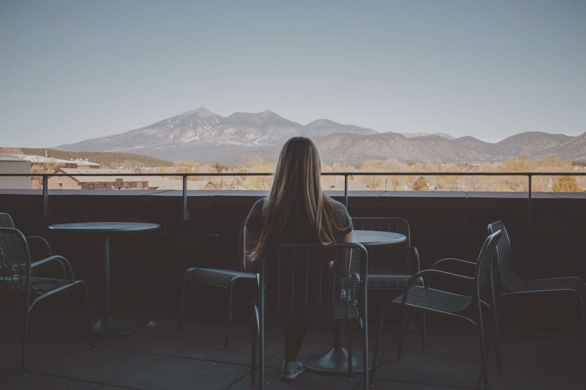 NAU's tweet photo. Inspiration is all around you 🙌 #ReadingWeek2018 https://t.co/F1xPmUaSDh