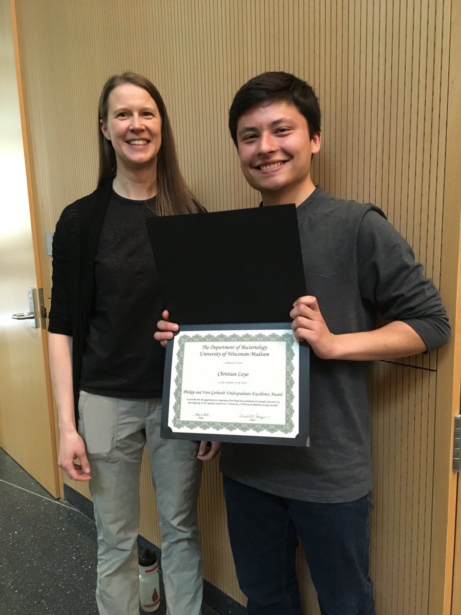 UWBact's tweet photo. @ChristianLoyo17 and his intrepid advisor @dnatransport after bact award ceremony! https://t.co/D9yU1vZTAc