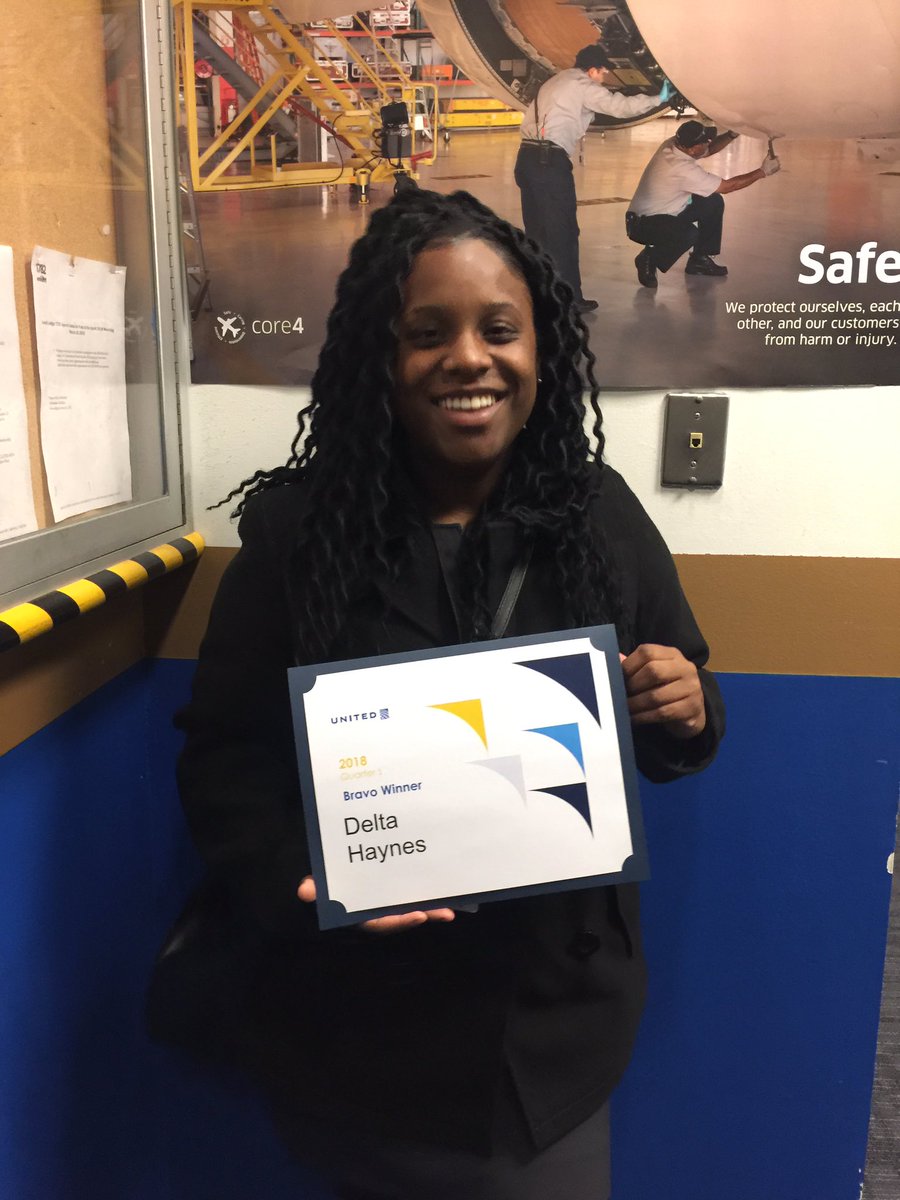 DeltaWorking4UA's tweet photo. THANK YOU SO MUCH to SFOCS Leadership team for the surprise!!! Words cannot describe how thankful I am and this is why I love this company so much! #Bravo #whyiloveao @weareunited @rossithomas27 @Jennifer111797 @united #thankyouunited https://t.co/qX3btHuoiV