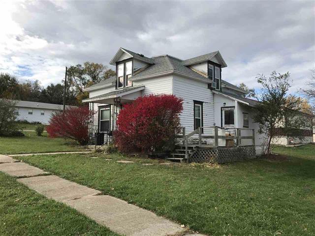 TamiWhi84090909's tweet image. Verdigre, NE! 2-bed, 1-1/2 bath home offers new roof, newer Central Air/furnace, tankless hot water heater, updated electrical panel, main-floor laundry.
norfolkhomerealtyne.com/mls-listings/1…
#tamiwhiterealtor
TAMI WHITE/REALTOR (402) 613-1278
Norfolk Area Home Realty (402) 371-1012
