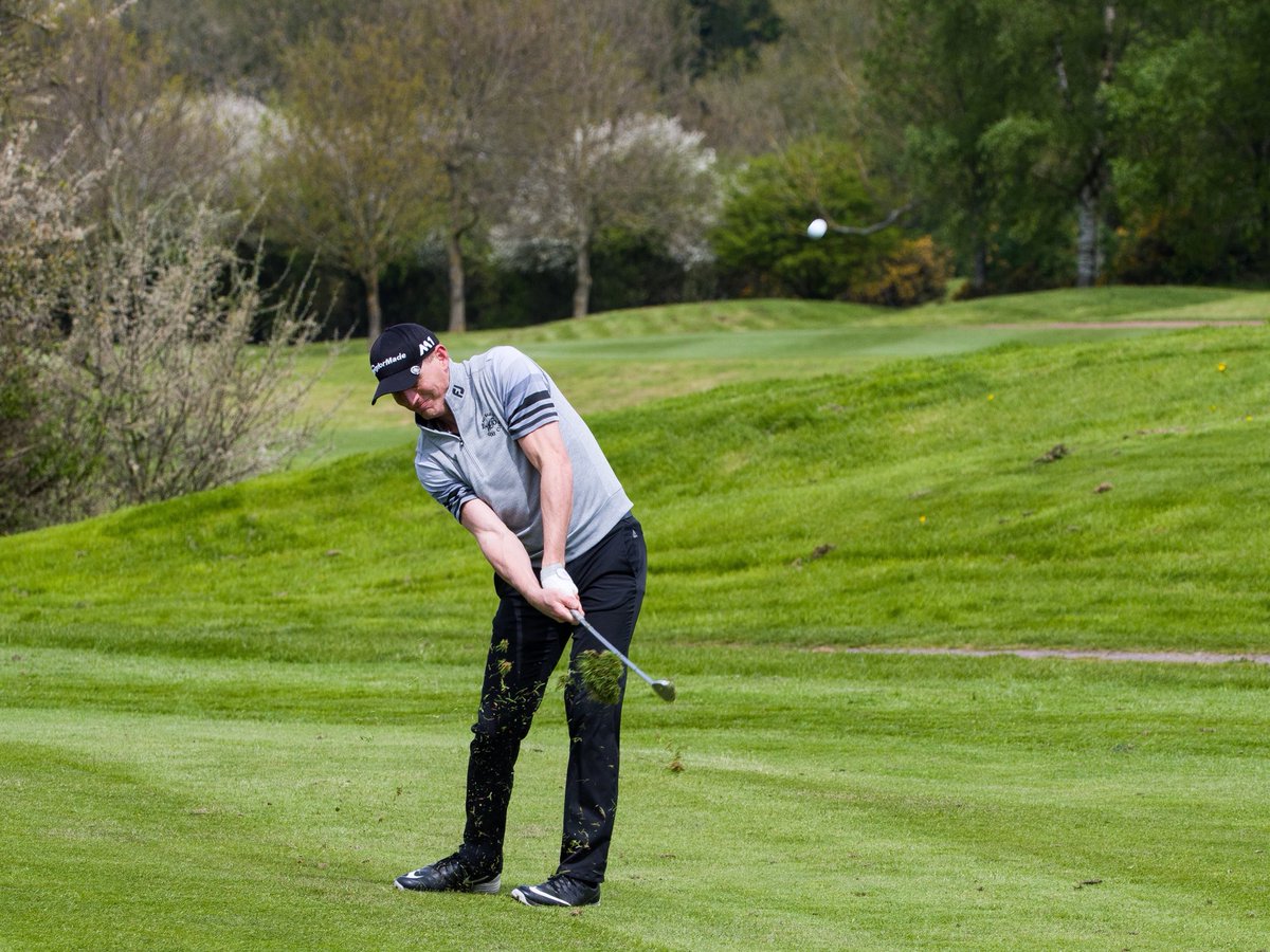 The South West Regional Championships took place at The Kendleshire GC on Monday. In a close finish Steve Davies claimed the Scratch Title in his final appearance at the tournament before he leaves the Service later this year. The Nett Title was claimed by Richard Selwyn #rafgolf