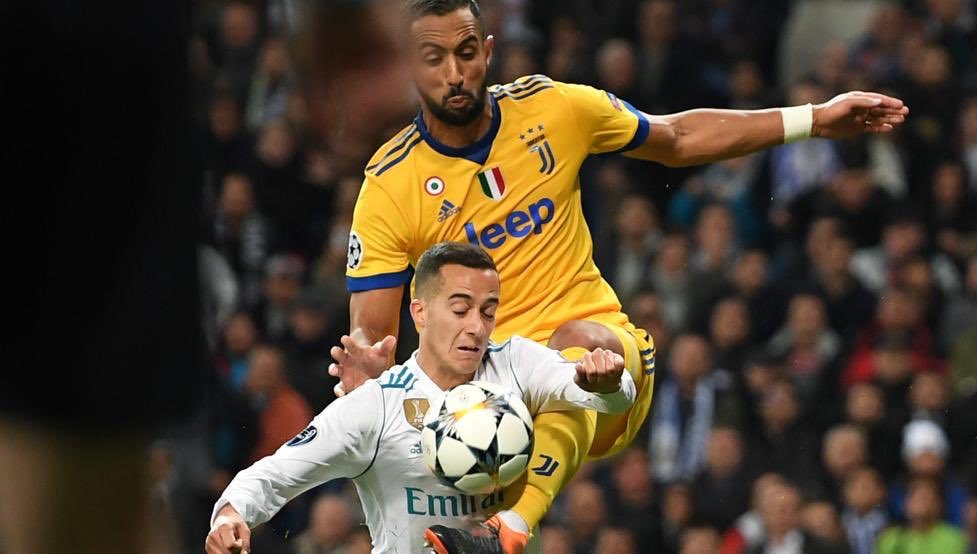 CholismoATM's tweet photo. Mirad estas jugadas. Guardad las imágenes en la galería y acordaos de la transcendencia que tenían en el contexto de cada partido. Recordadlas porque no oiréis ni veréis mención alguna jamás cuando se recuerde la Champions que el Madrid ganó en 2018. #Vergüenza https://t.co/somF4NT7pm