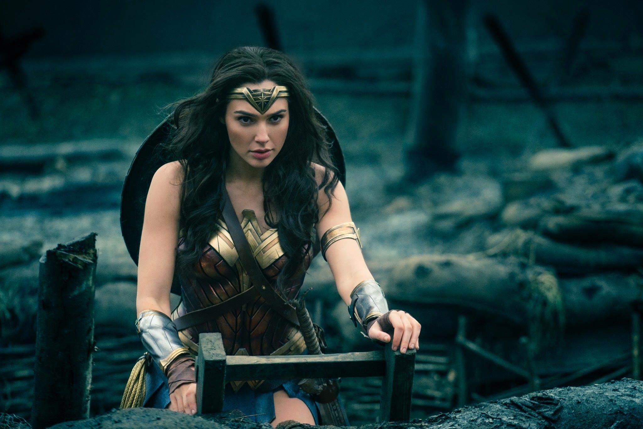 Happy birthday to the wonderful, Gal Gadot! 