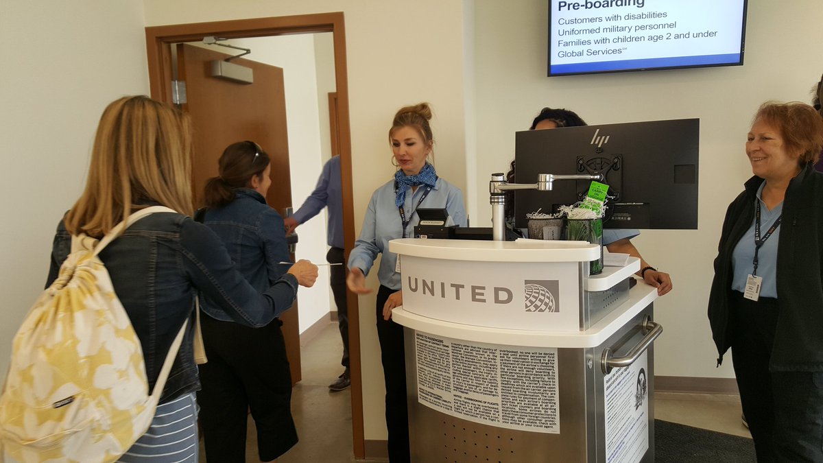 A successful first flight to CNY, Moab, Utah!  Thanks to our Skywest partners!  <a href="/KirkChaffee/">Kirk Chaffee</a> @pandjm3 <a href="/GrewalMandee/">Mandeep Grewal</a> <a href="/mtmorais28/">Magda Morais</a> <a href="/weareunited/">We Are United</a> @Moab