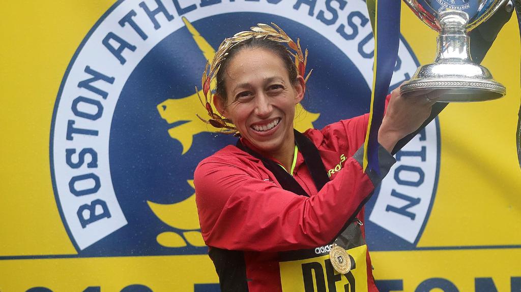 The secrets, surprises, and sweet accidents behind <a href="/des_linden/">des_linden</a>'s stunning <a href="/bostonmarathon/">Boston Marathon</a> victory: spr.ly/6018DjanC