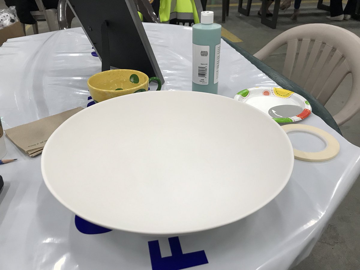 DallasFlexhaug's tweet image. Omg I don’t even know where to start. This is a big bowl! #bowlsYYC #FeedYYC @global_leslie  @GlobalCalgary