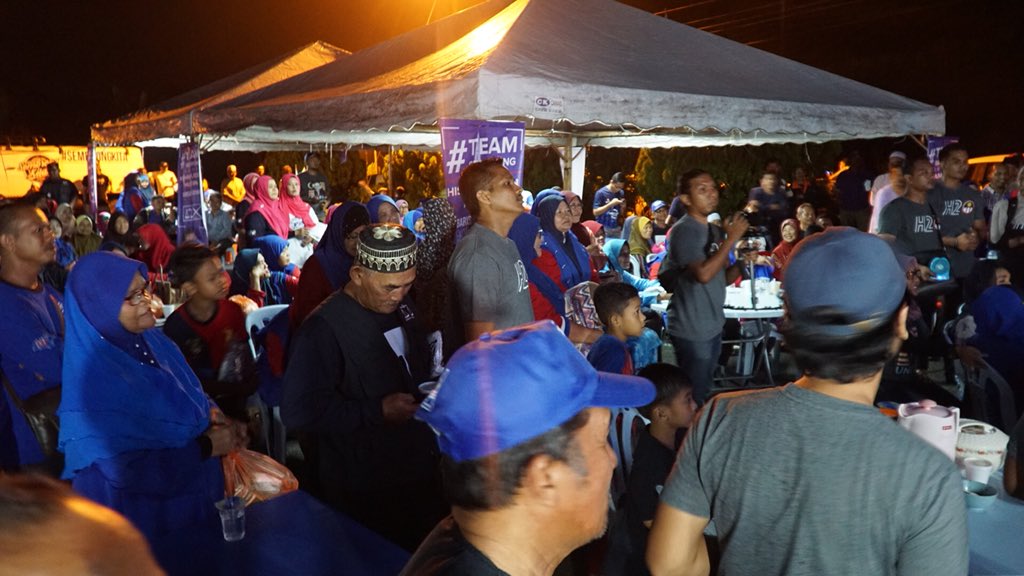Sembrong Kita tweet media