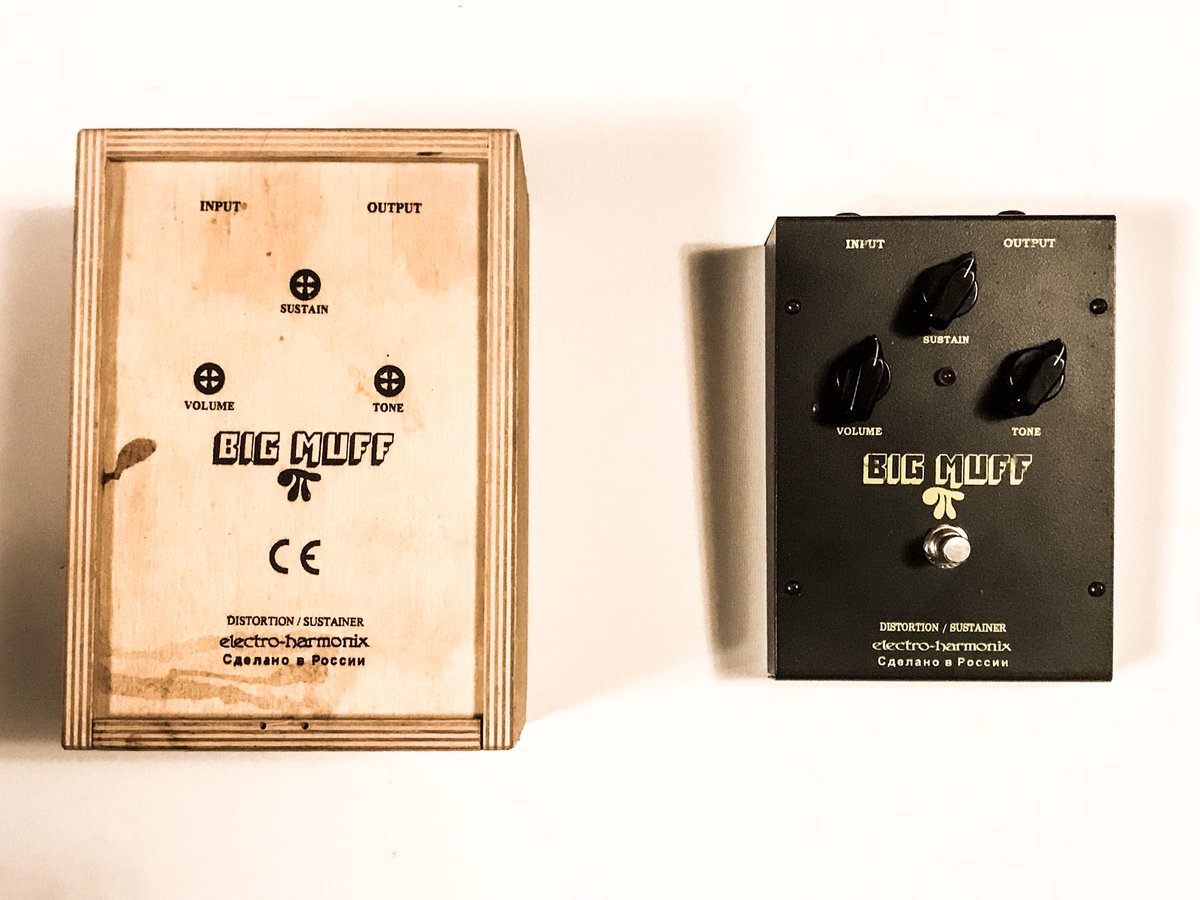 cbbarb's tweet image. I need help repairing and adding some mods to my black Russian Big Muff Pi.
I’m planning to gut it, replace everything, possibly install a 4th knob and a tone switch.
@EHX/Sovtek Big Muff Pi “Tunguska Mod”
#ElectroHarmonix
#Sovtek
#BigMuff
#BigMuffPi
#RussianBigMuff
#TunguskaMod