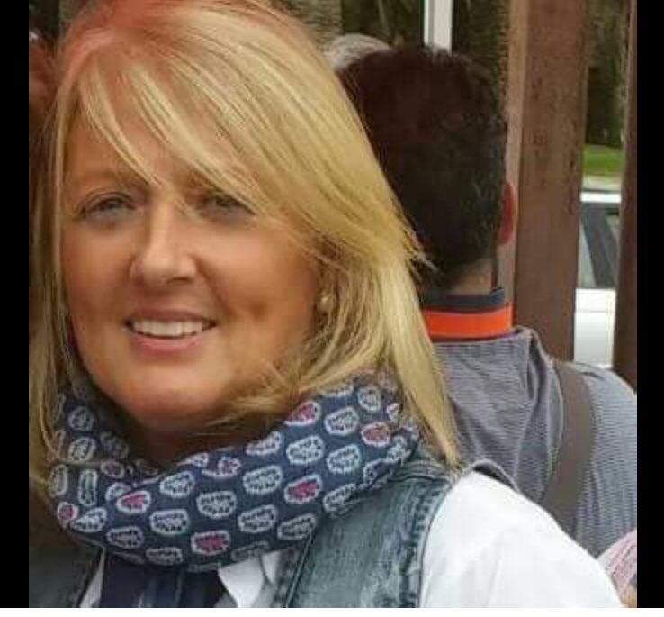 <a href="/Albert_Rivera/">Albert Rivera</a> <a href="/guardiacivil/">Guardia Civil</a> Aquí tenemos una bonita imagen de la madre del futuro presidente de España. Si la ven por la calle la felicitan!