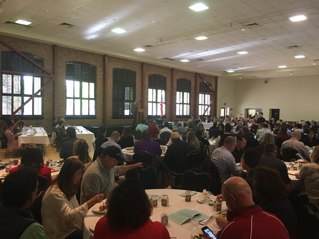 cifsjs's tweet photo. We’ve got a full house at today’s Lacky/CSEA Scholarship Breakfast. Some really great kids are being honored! https://t.co/F7IWFgYkjB
