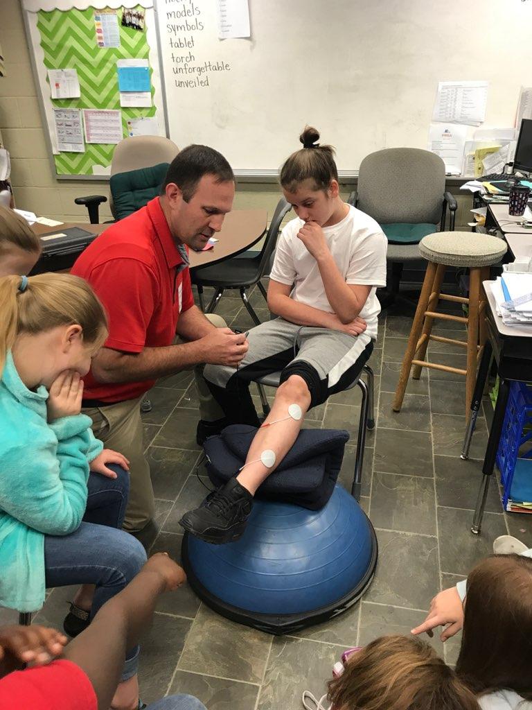 SabrinaWFlora's tweet photo. PLC at Pinecrest Elementary
@donahooPT Mr. Ben did an awesome job!
@ellenkerce https://t.co/uDz7ei1Duo