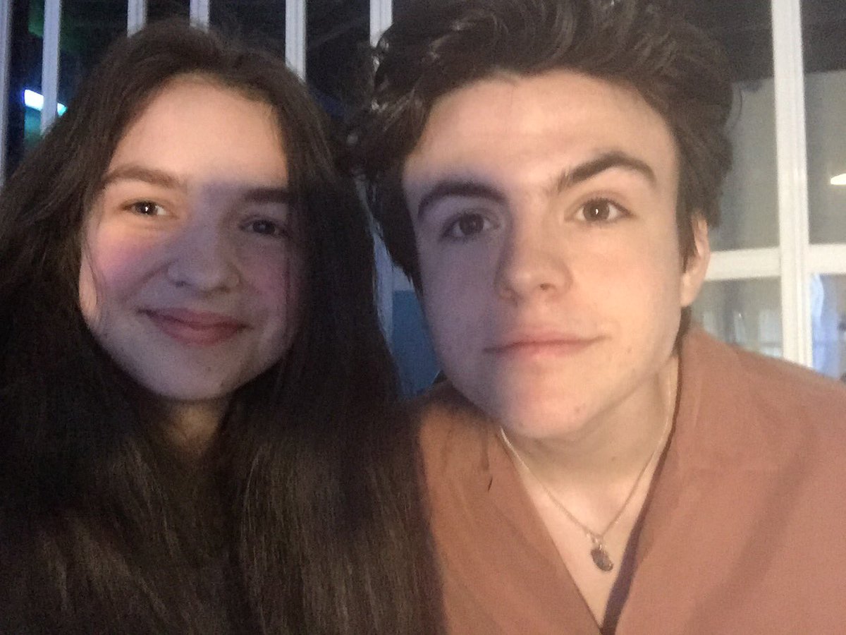Riley_Winters38's tweet photo. Had a great time meeting you guys 😆😃❤️@NewHopeBlake @NewHopeGeorge @NewHopeReece @NewHopeClub @MaggieLindemann https://t.co/5Tpzn11aDI