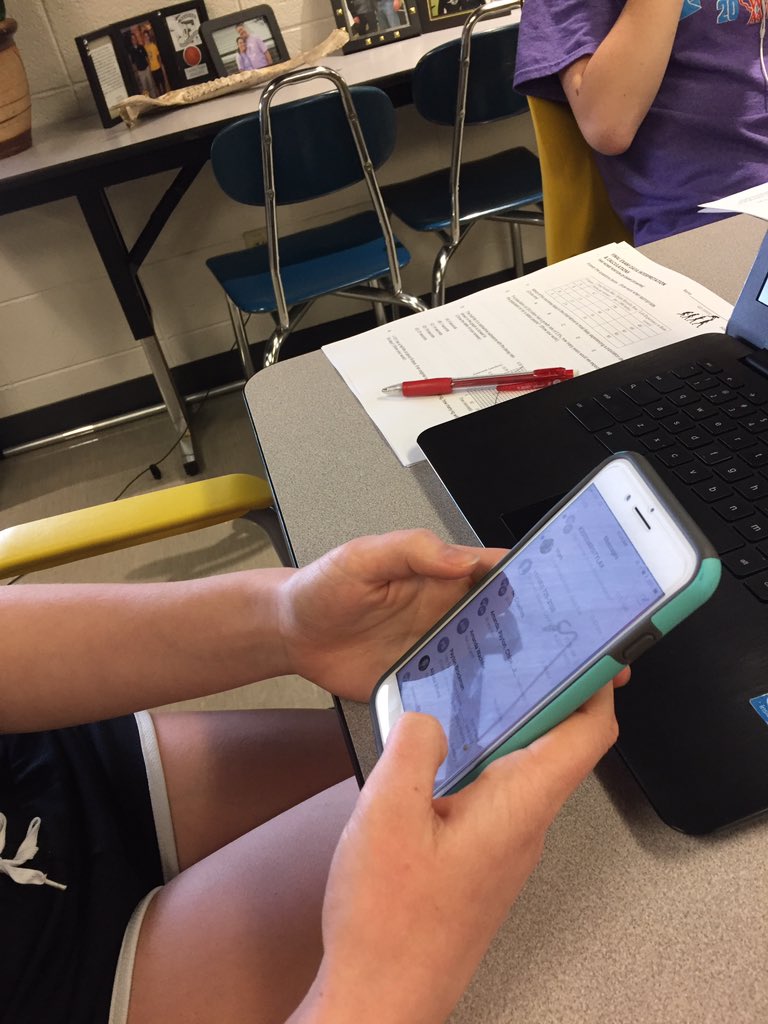 AW504918APES's tweet photo. if i threw cass's phone away it'd be considered e-waste!!! #doitandyourecool #apeswaste @franklinlorax https://t.co/aXcKmMEE42