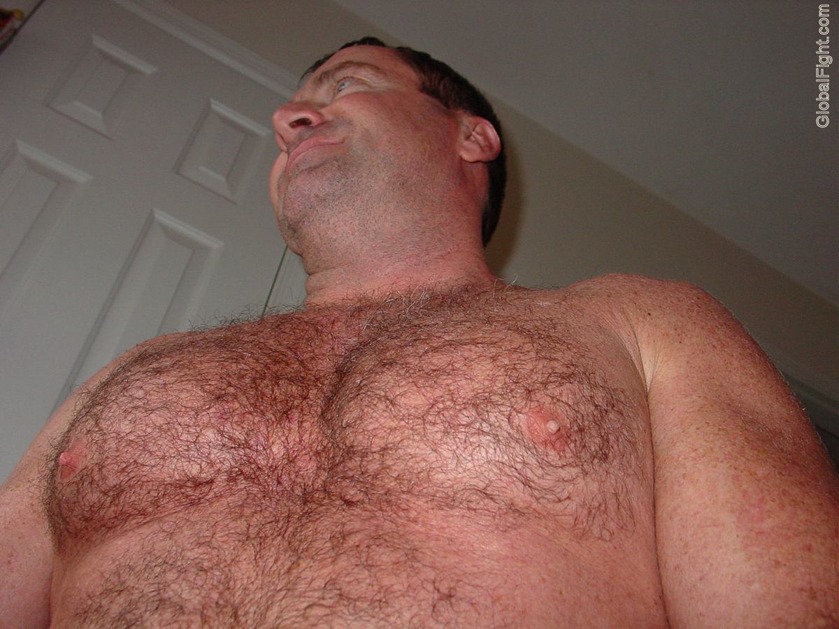 Slideshow bigmusclebear com.