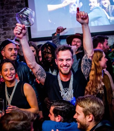 Juicy Pick: The NEW National Champion of <a href="/_MadeWithLove_/">Made With Love</a>  2017-2018 tour is Isaac Bédard representing Crowd Bar and Flair in Montreal <a href="/CrowdProduction/">Crowd Bar&Flair</a>