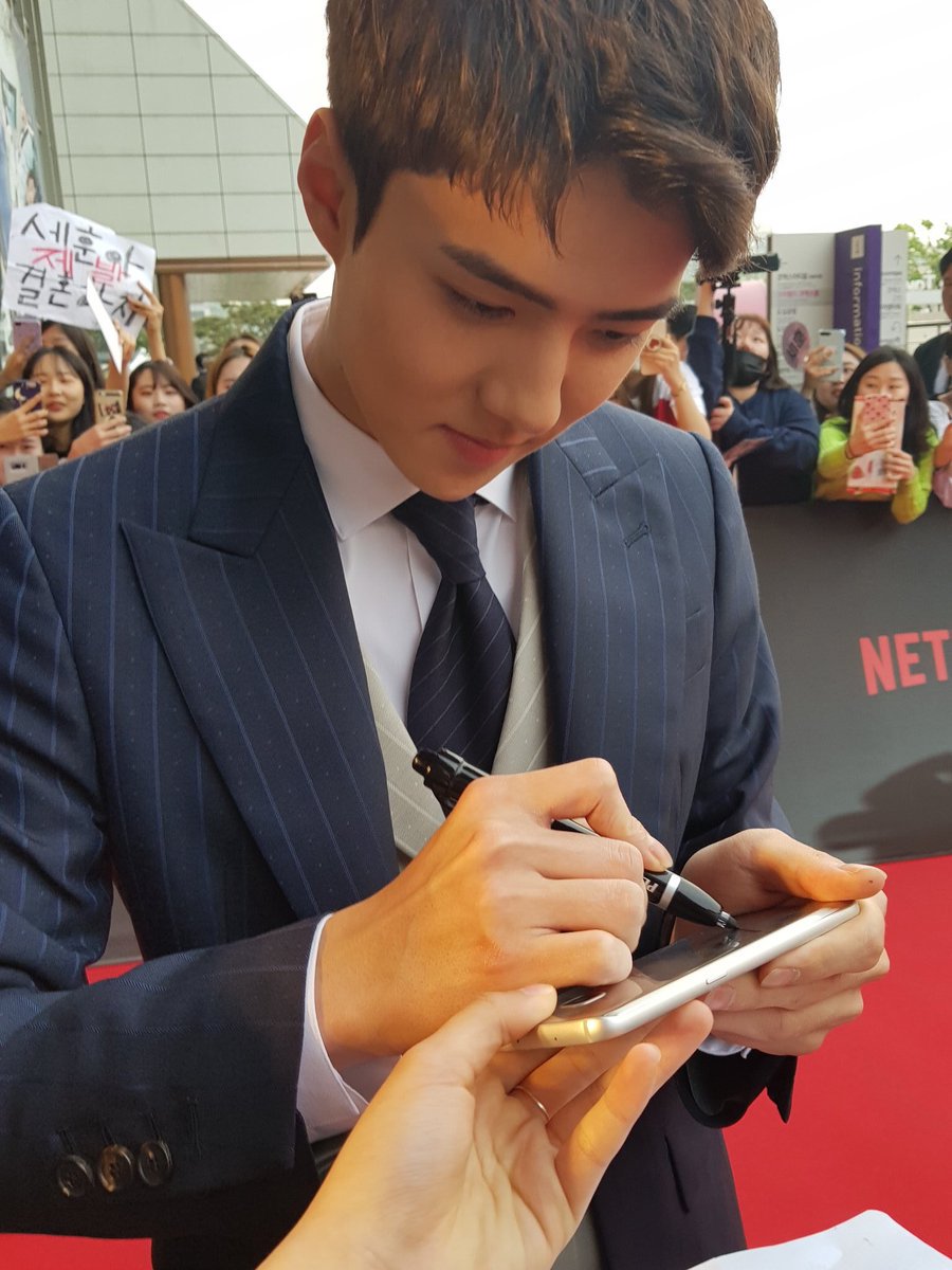 dararinx's tweet photo. ผัวจัง มึง���่าป่ะ https://t.co/kURt4XxxPu
