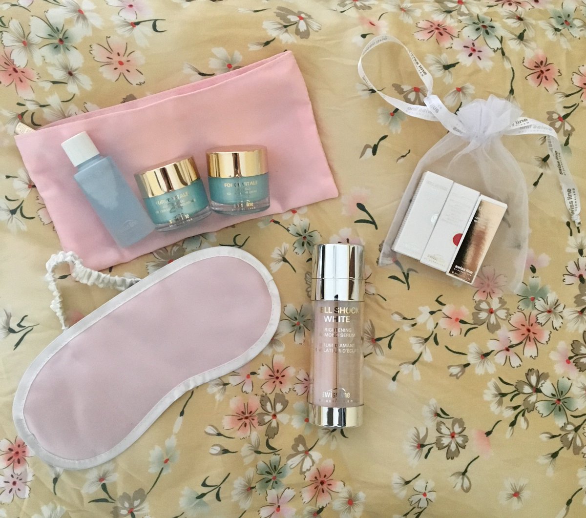 justj0ni's tweet photo. Swiss #SkinCare is a MUST 2 Incorporate #Swissline ByDermaLab Check Out the Great Gift w Purchase w One of My Very Fav EveryDay Serums CELL SHOCK WHITE BRIGHTENING DIAMOND SERUM #BeautyBlogger #beauty #antiwrinkle #AntiAging #skincareroutine #Skin #EffectiveSkinCare #EYEcream https://t.co/IIWFRsF0En