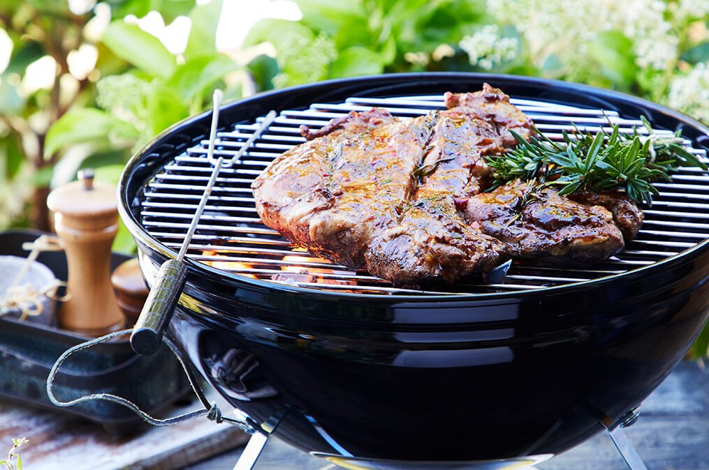 bbq_lovers's tweet photo. Grilling 😂
#grill #grills #grilling #traegersmoker #barbecue #bbq #grillmaster #pitmaster #bbqing #woodfired #idsmokethat #woodisgood #fuelthefire #griller #traegernation #traegerlife #bbqlife
#teamtraeger #woodpelletgrill #bbqtime https://t.co/oHfnNtO9qy
