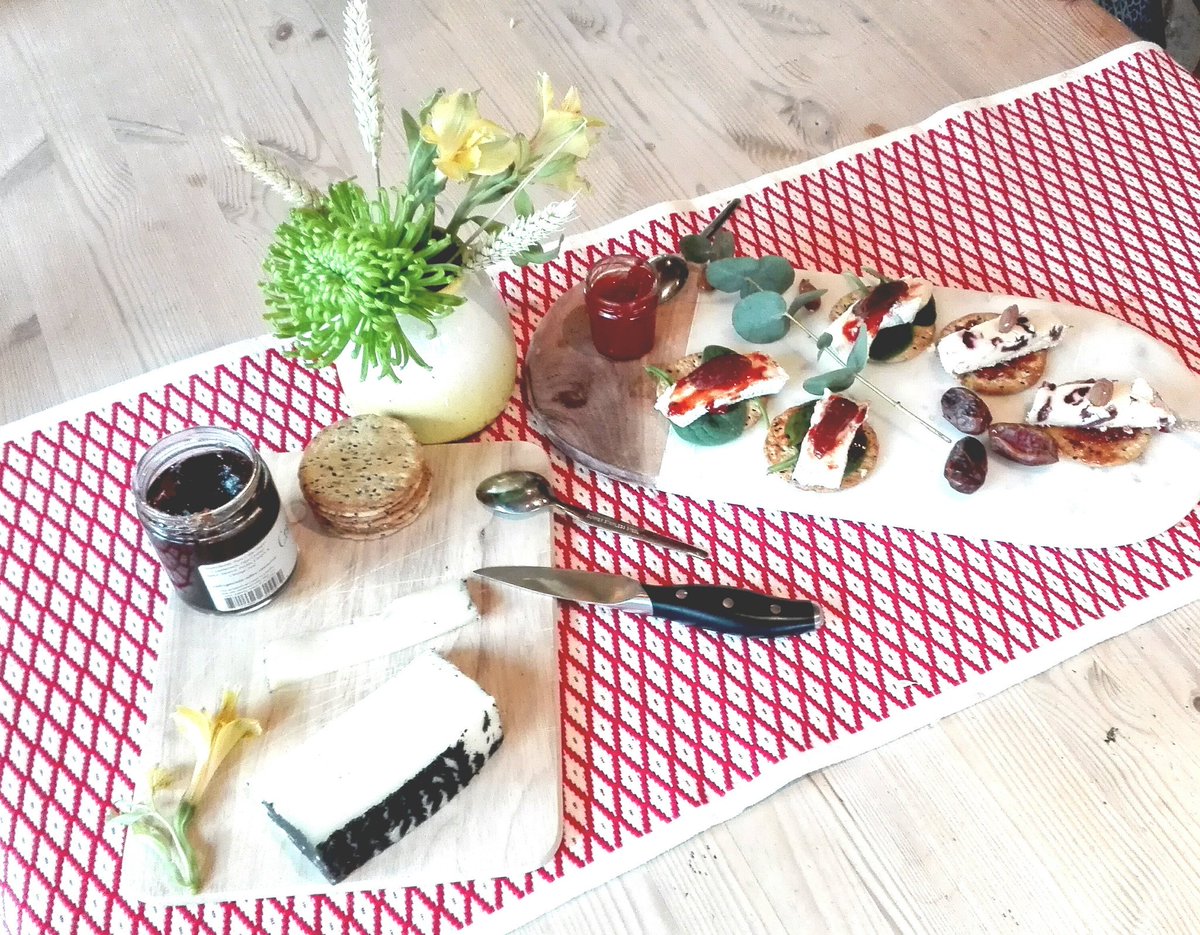 shoest10's tweet photo. #MayDay #FirstOfMay 
Is a day to #celebrate not to cook #dinner , so #try out this super easy #heathy #fastfood https://t.co/l8dmZiAMoo