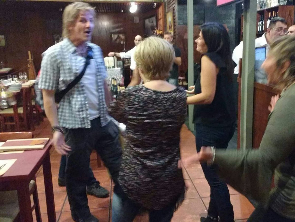 <a href="/Facundo_Arana/">Facundo</a> Jajajajaja hay caras qué lo dicen todooo😁😉😊 #Parrilla #Rosario Eternas gracias por tus atenciones <a href="/cecimallo/">cecilia mallo</a> <a href="/lucianagriega/">Luciana García</a> y la Doc Fabi (qué sacó la 📸) Feliz Día ☺️! Te queremos😍😘