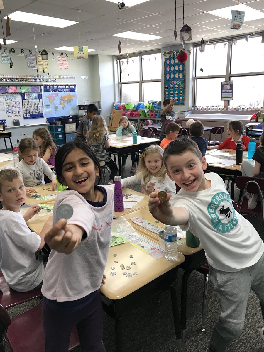 Miss Cockerham 🌎 tweet media