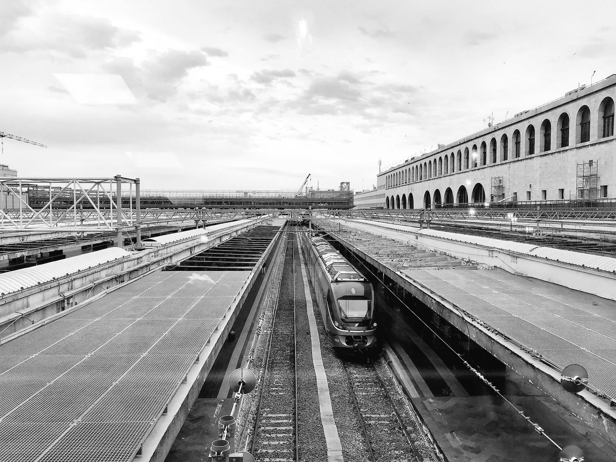 PlanetBye's tweet image. On my way to #frascati to dive into the latest in #dataproviders That is #EarthObservation data! #termini #roma #rome #train #travel #TravelTuesday #opendata #EO4Europe Will meet @twitt_mfv @Steven_Ramage @ESA_EO @joanma747 Hoping to see @RFloberghagen #geodesy ++