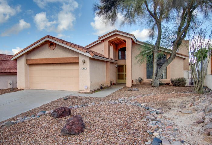 StinsonCurt's tweet photo. CANADA HILLS OPEN HOUSE!
PRICE REDUCED
Wednesday (5/2) 10 AM - 2 PM
10483 N Autumn Hill Ln. 85737
Wonderful 3 bd 2 bth home in Oro Valley, AZ. Open & bright floor plan w/ vaulted ceilings! Stop by this Wednesday! π΅π
#OpenHouse #CanadaHills #RealtyExecs #StinsonGroup #OroValley https://t.co/DQX980FzHR