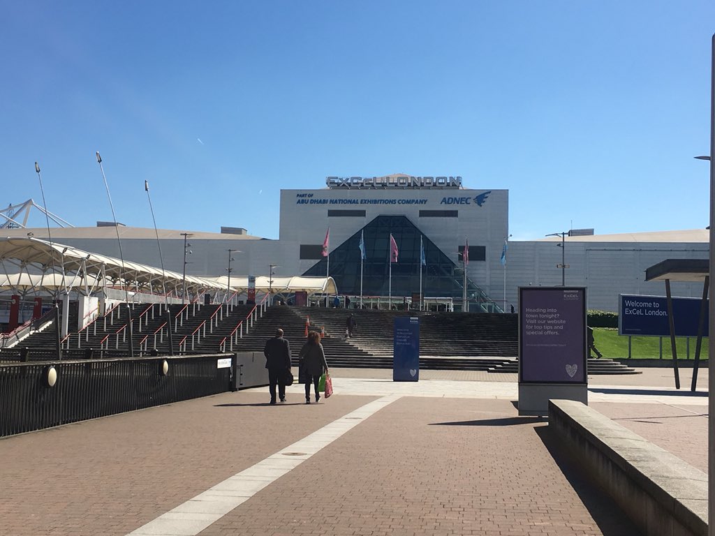 TltLumber's tweet photo. @Infrarail #UKrail #TropicalHardwoodSleepers #Railway #Infrarail2018  #infrastructure #Construction #bridgestructure  #sustainableforestry https://t.co/bqxOmQU7RX