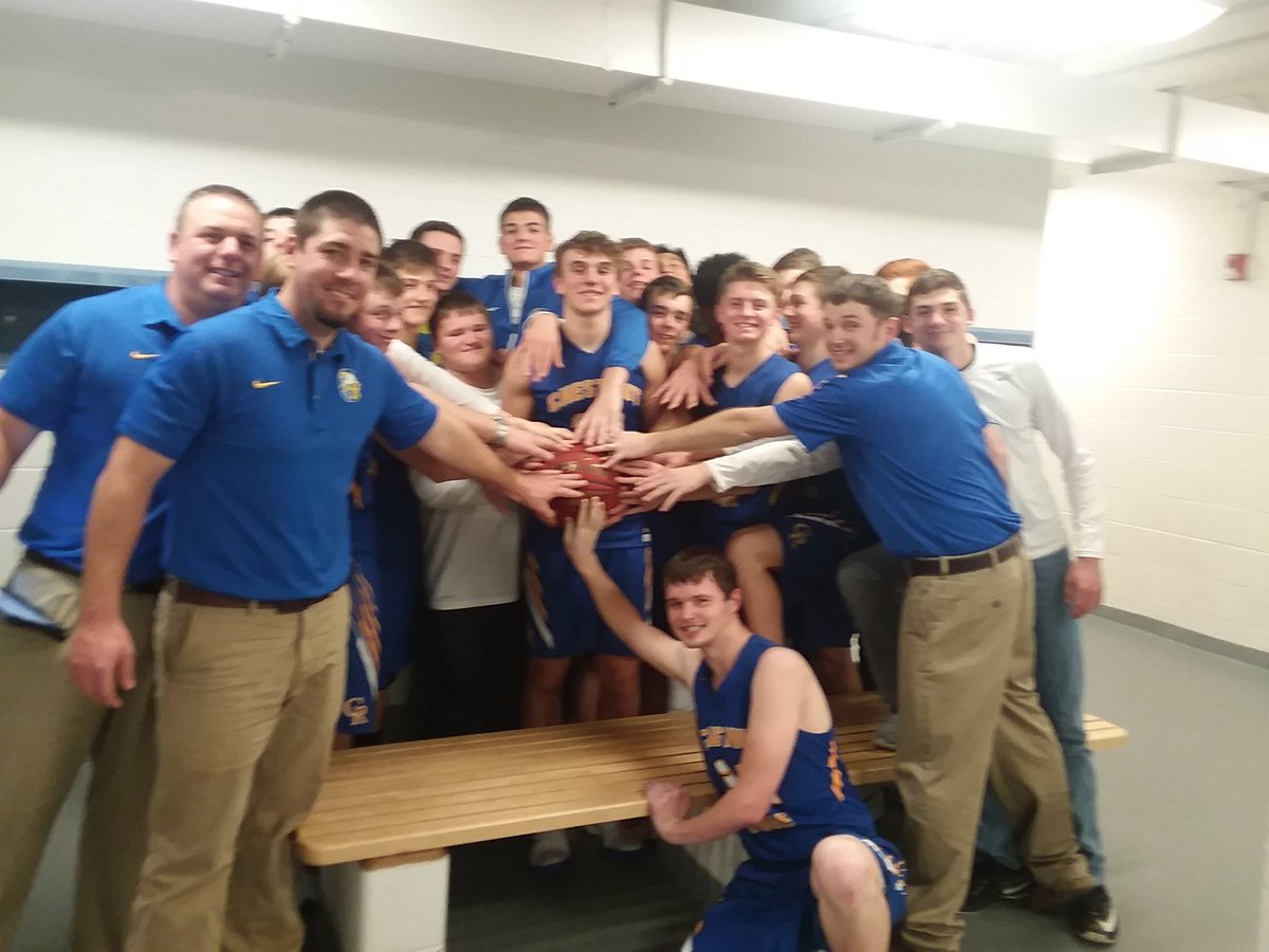 CRHoopers's tweet photo. Congrats to @DillowNoah PA Sports Writers 3rd Team AAA All-State for Basketball. 1st Player in school history to receive All-State Honors!! #CRshockandAwe https://t.co/HlsuxToFiU