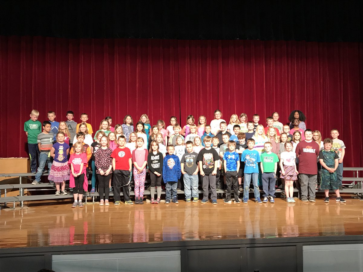 PCEDragons's tweet photo. These 2nd grade students received awards for being Dragon Kids in April! https://t.co/8a31WHw6u8
