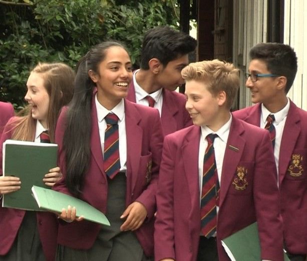 HulmeHallGS's tweet photo. Weather permitting, it is our Whole School Photograph tomorrow. Make sure you come in on time and #smartandsmiling. Fingers crossed for some #sunshine! https://t.co/pX3aYyWGTT