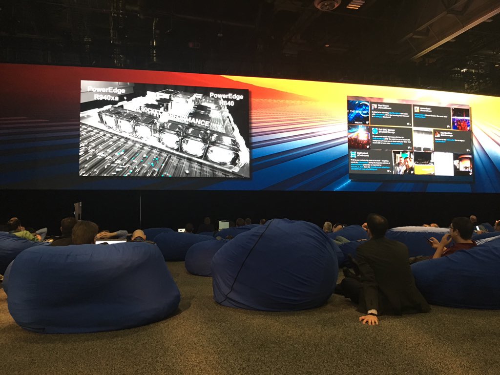 simonbennett42's tweet photo. @DellTechWorld new Poweredge machine learning servers announced for Q2... https://t.co/POMoKI3GPi