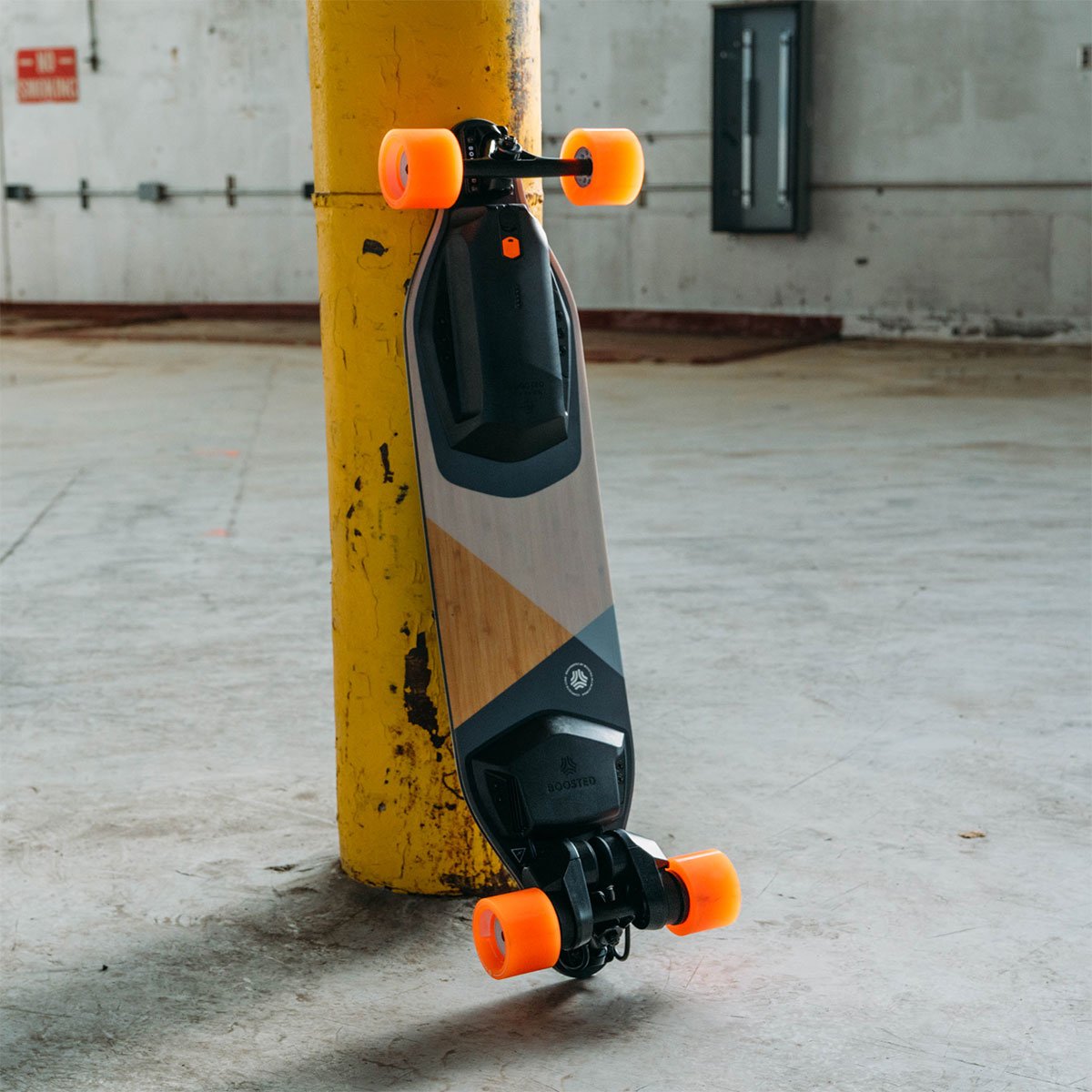 BoostedBoards's tweet photo. What’s new with the deck? We've made the Boosted Plus more durable from all angles and ensured an unparalleled ride feel. #BoostedBoards #BoostedPlus #DetailsMatter https://t.co/9SPaFZBU0i
