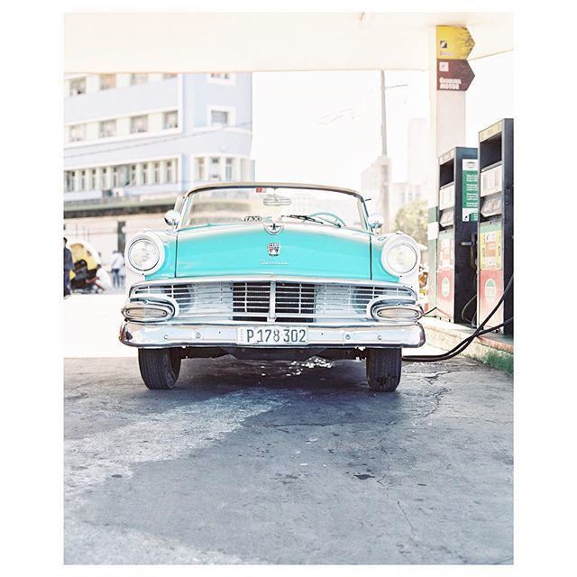 wyemji's tweet photo. Vieja Habana 🇨🇺 •
•
•
•
•
#fujifilm #travelling #filmphotography #film #filmisnotdead #120mm #insta #istillshootfilm #tlpicks #thisiscuba #letsguide #lonelyplanet #richardphotolab #contax #analog #believeinfilm #filmcamera #filmfeed #filmcommunit… https://t.co/LG7UP7kMpz https://t.co/RXBdQF6YxG